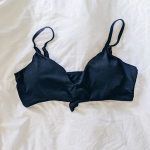 SHEIN Ribbed Knotted Bikini Top